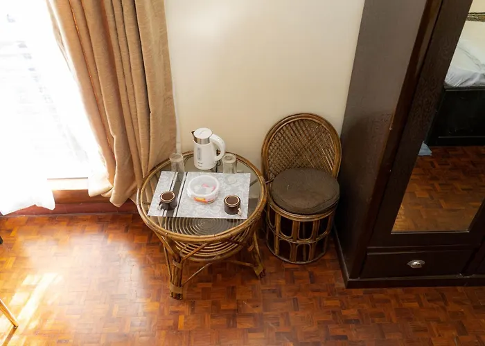 Shreem Hospitality - Beds And Breakfast 住宿加早餐酒店 *